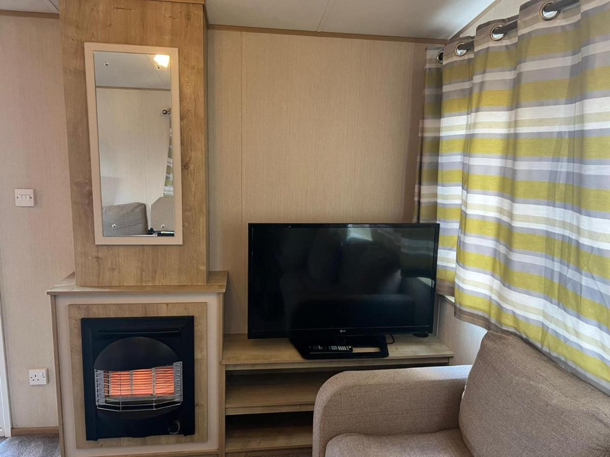 Blackpool Caravan In Haven Marton Mere Holiday Park Екстер'єр фото