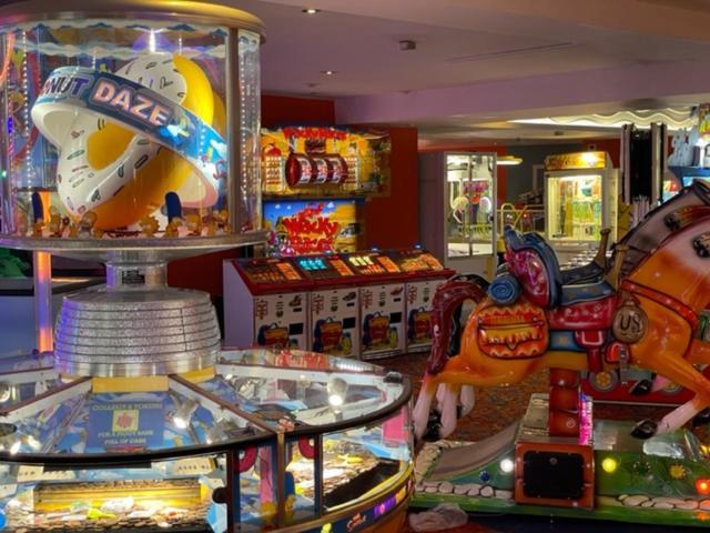 Blackpool Caravan In Haven Marton Mere Holiday Park Екстер'єр фото
